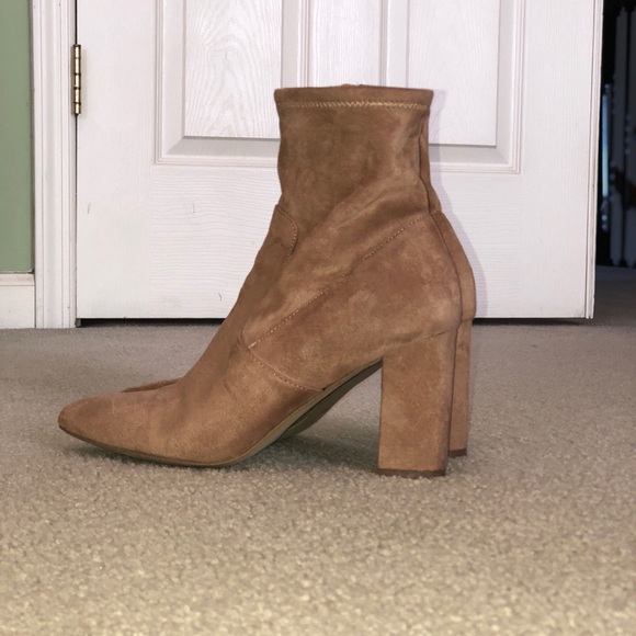 Steve Madden Suede Elory Bootie - Picture 4 of 8